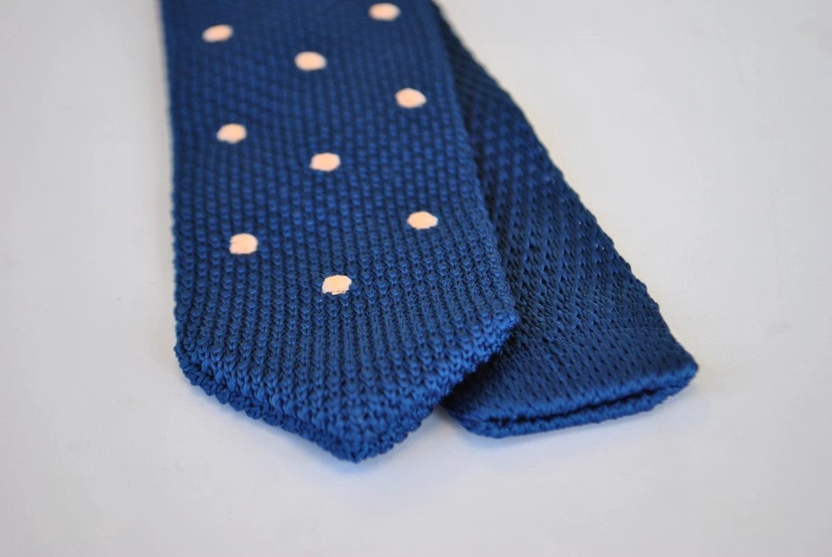 navy blue skinny knitted tie with pink polka dots with pointed end by Frederick Thomas Handmade Mens Ties